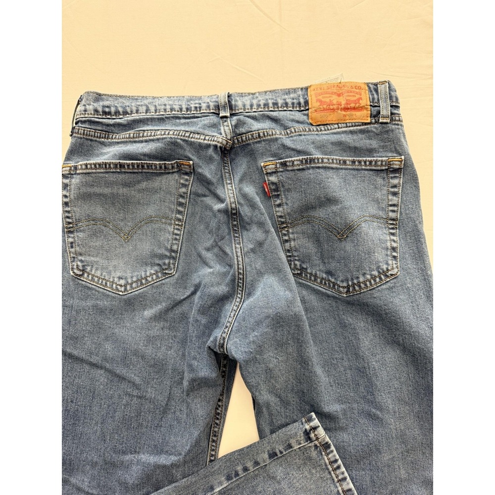 Levi's Jeans Mens 36x32 Blue Medium Wash Regular Straight Denim Pants Casual - Picture 9 of 10